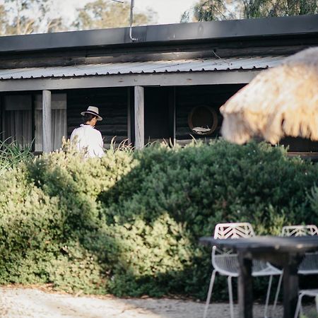 Esperance Chalet Village Exterior photo